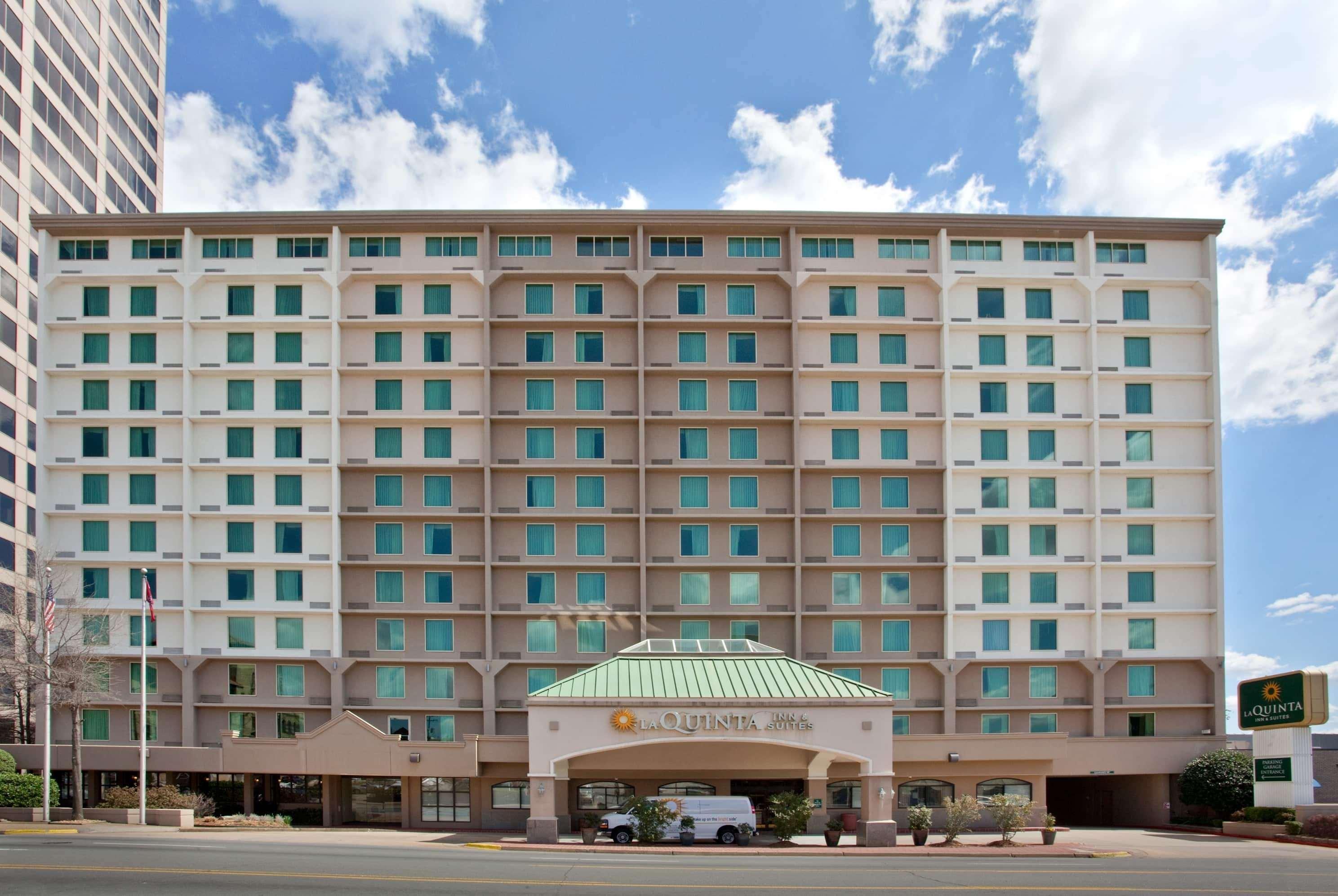 La Quinta Inn & Suites By Wyndham Downtown Conference Center Little Rock Exterior foto